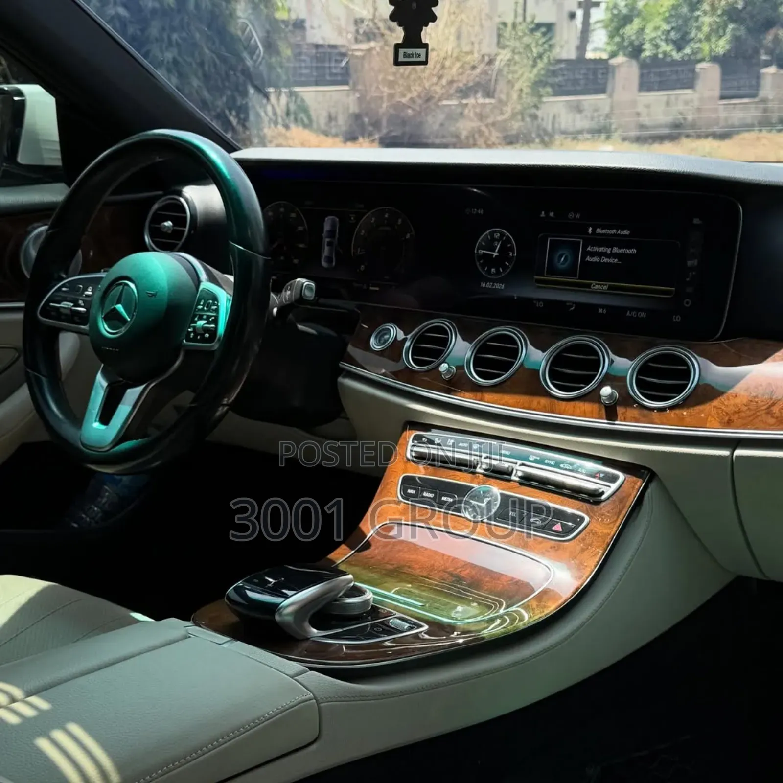 Mercedes-Benz E300 2019 White