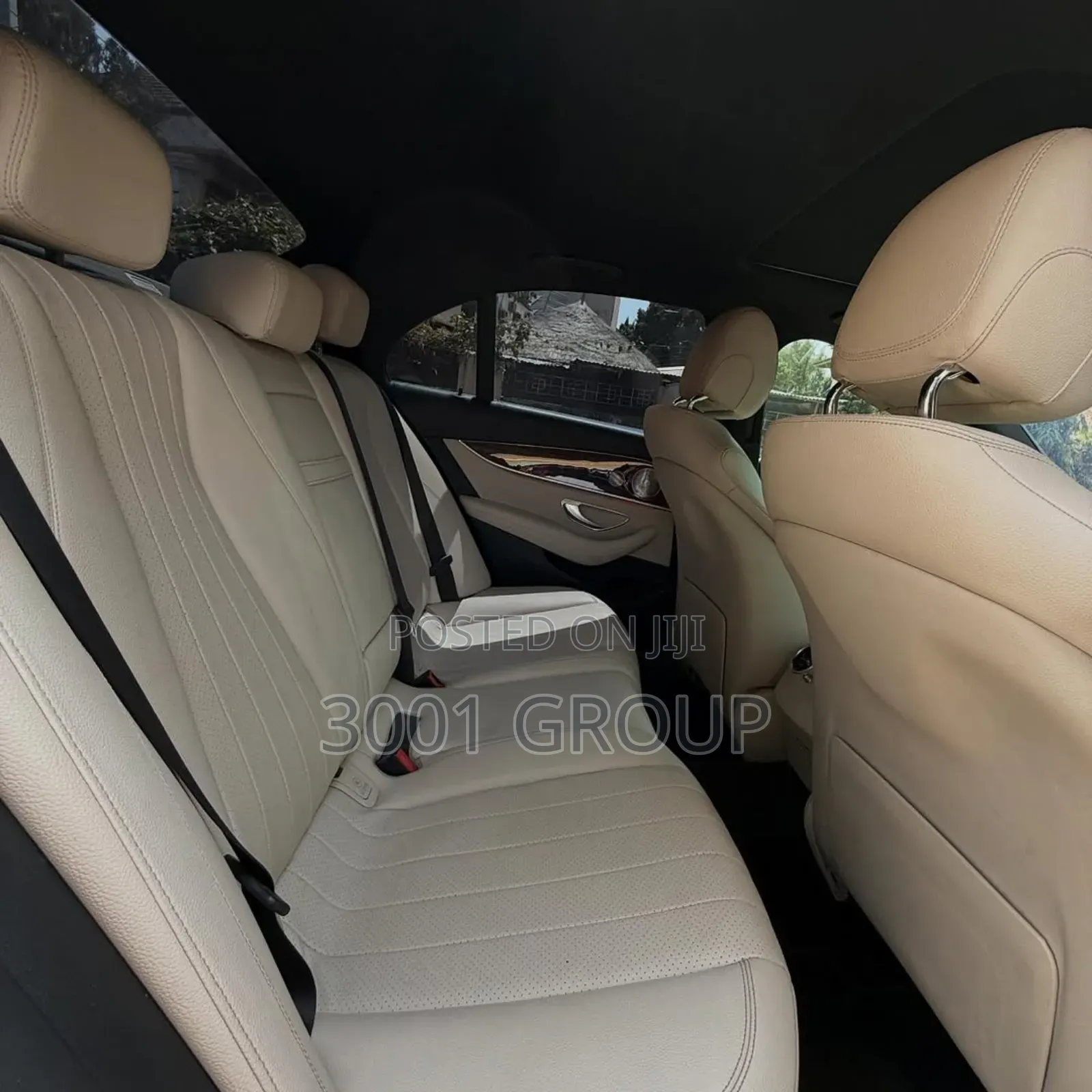 Mercedes-Benz E300 2019 White