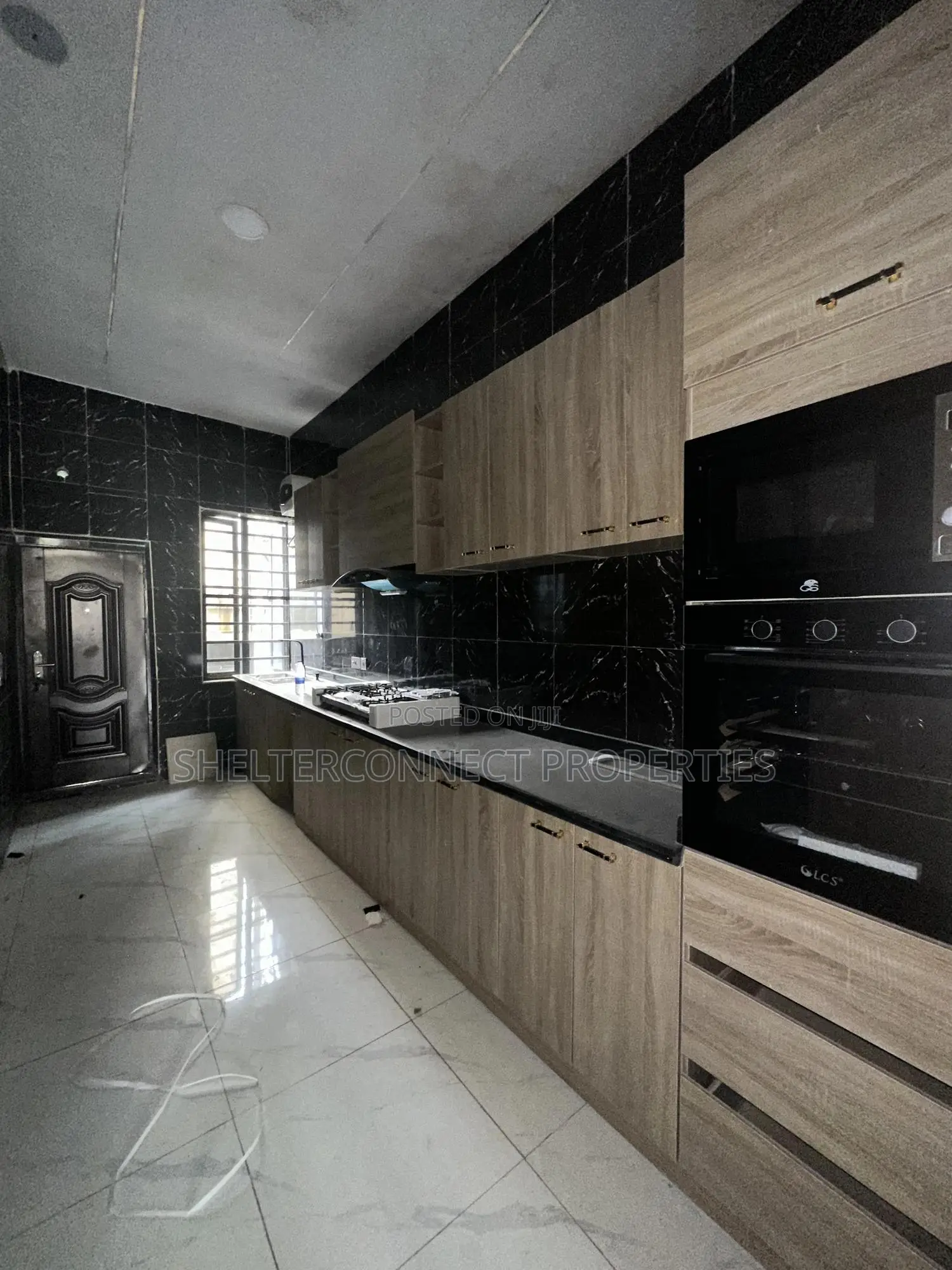 4bdrm Townhouse / Terrace in Ajah for rent