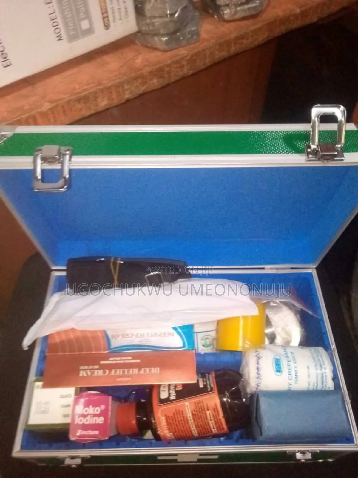 First Aid Boxe