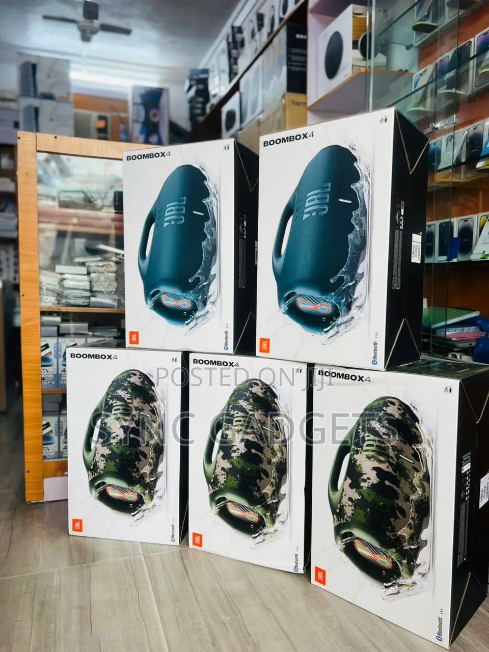 JBL Boombox 4