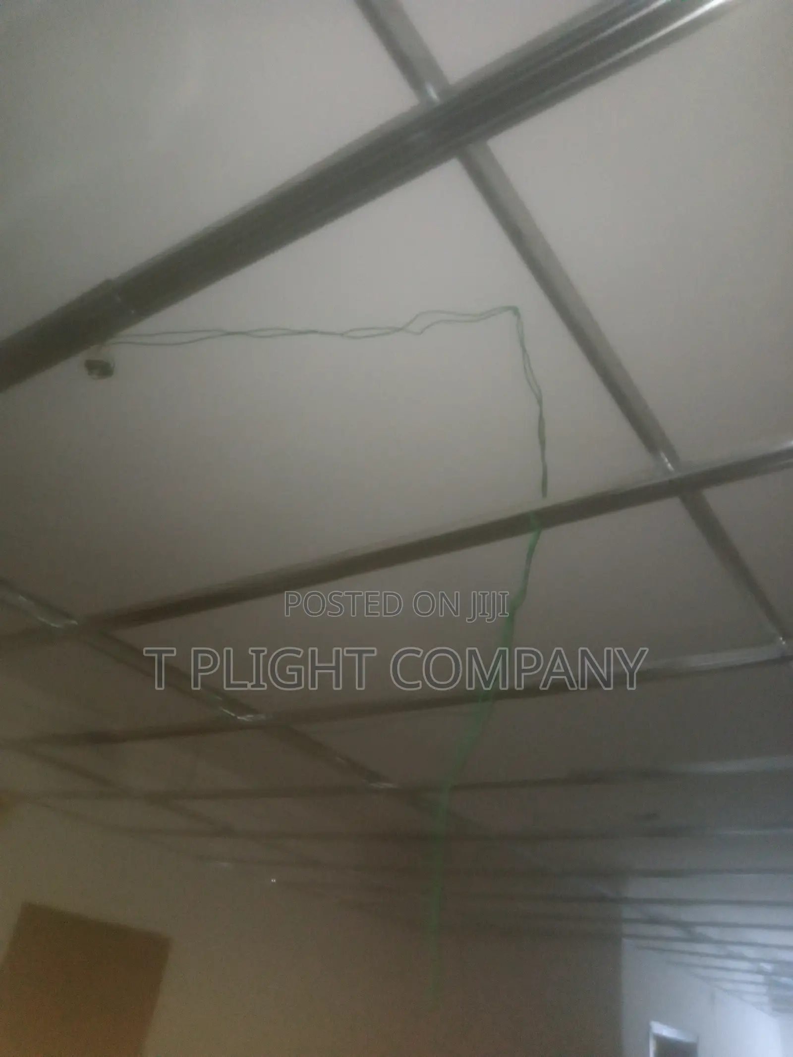 Gypsum Board Pop Installer
