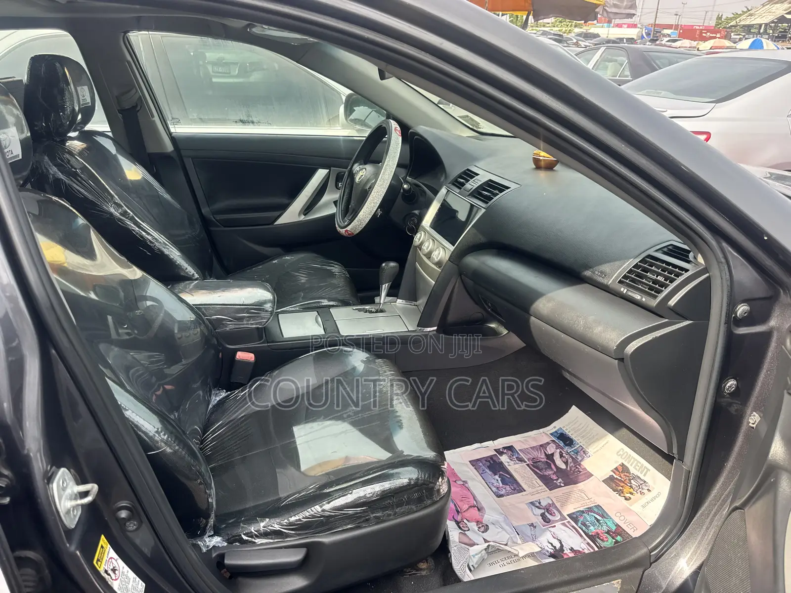 Toyota Camry SE 4dr Sedan (2.5L 4cyl 6A) 2011 Gray