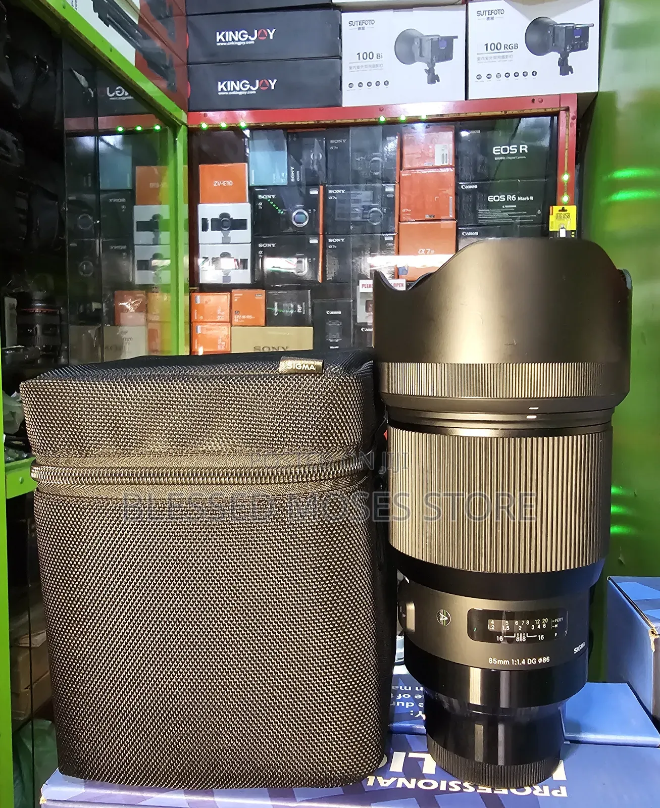 Sigma Lens 85mm F1.4 for Sony