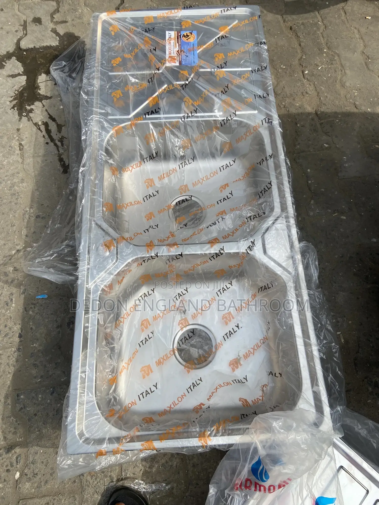 High Quality Double Bowl Sink With Complete Accessories