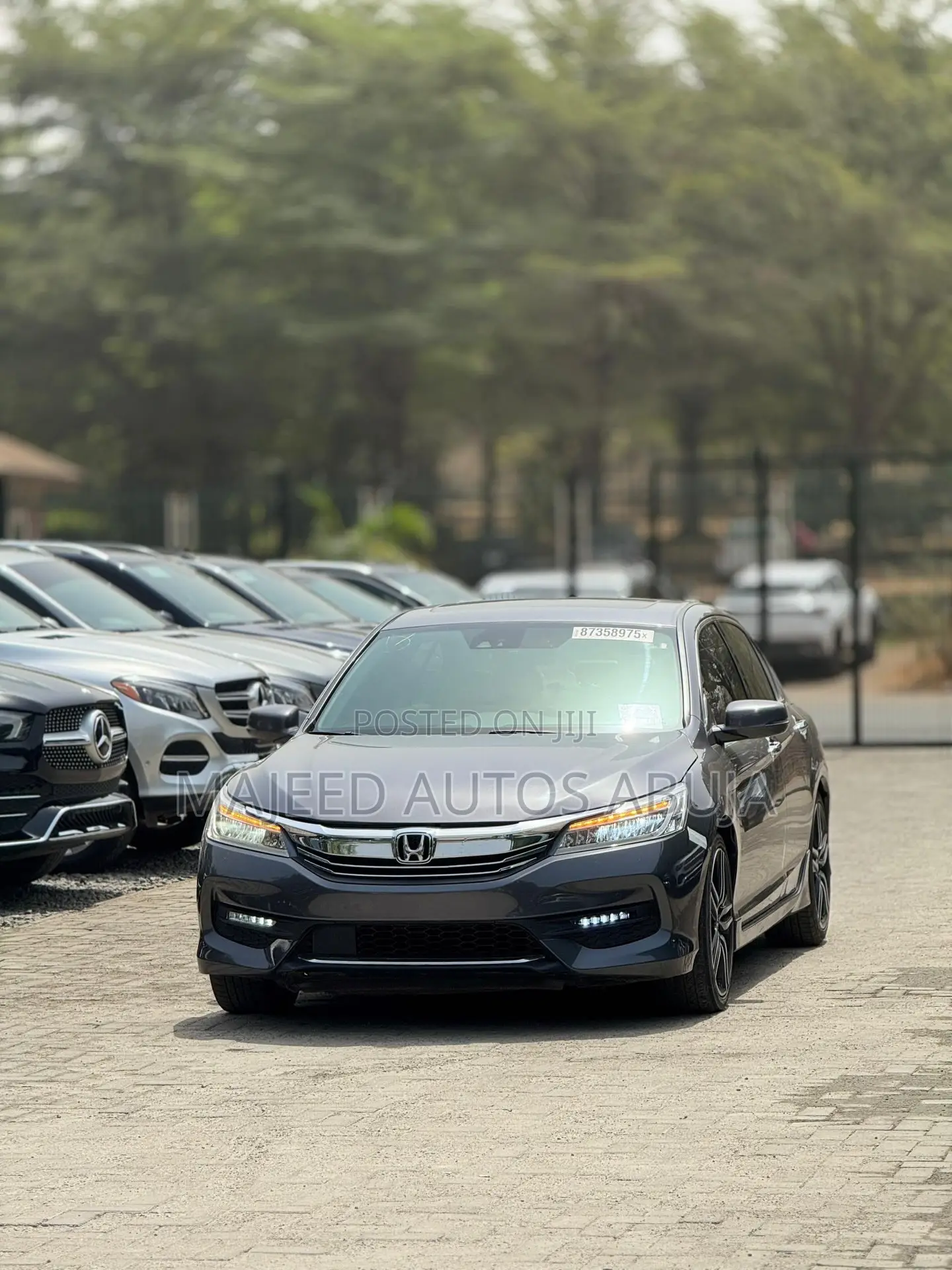 Honda Accord Touring V6 4dr Sedan FWD (3.5L 6cyl 6A) 2017 Gray