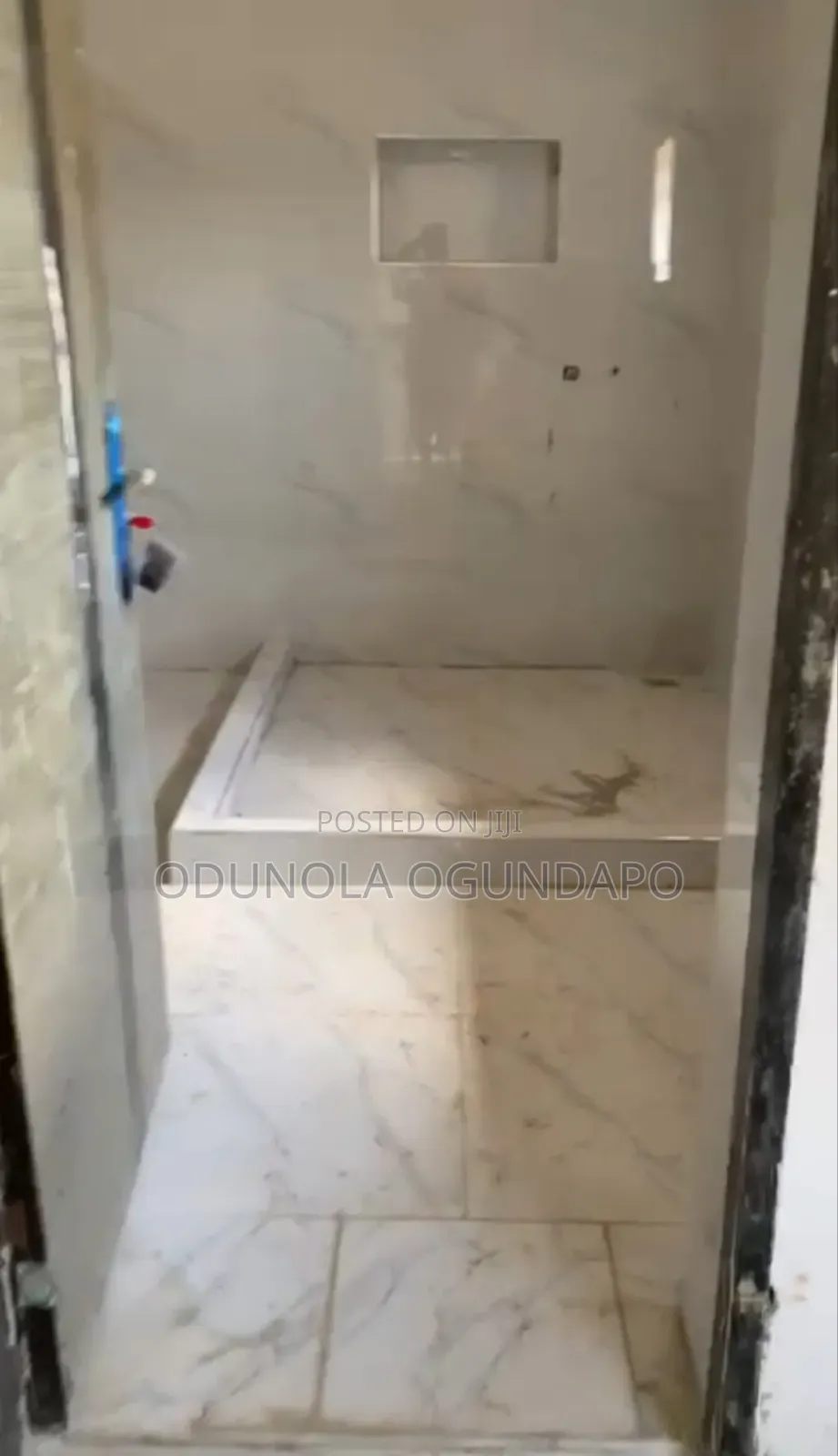4bdrm Bungalow in Akobo for sale