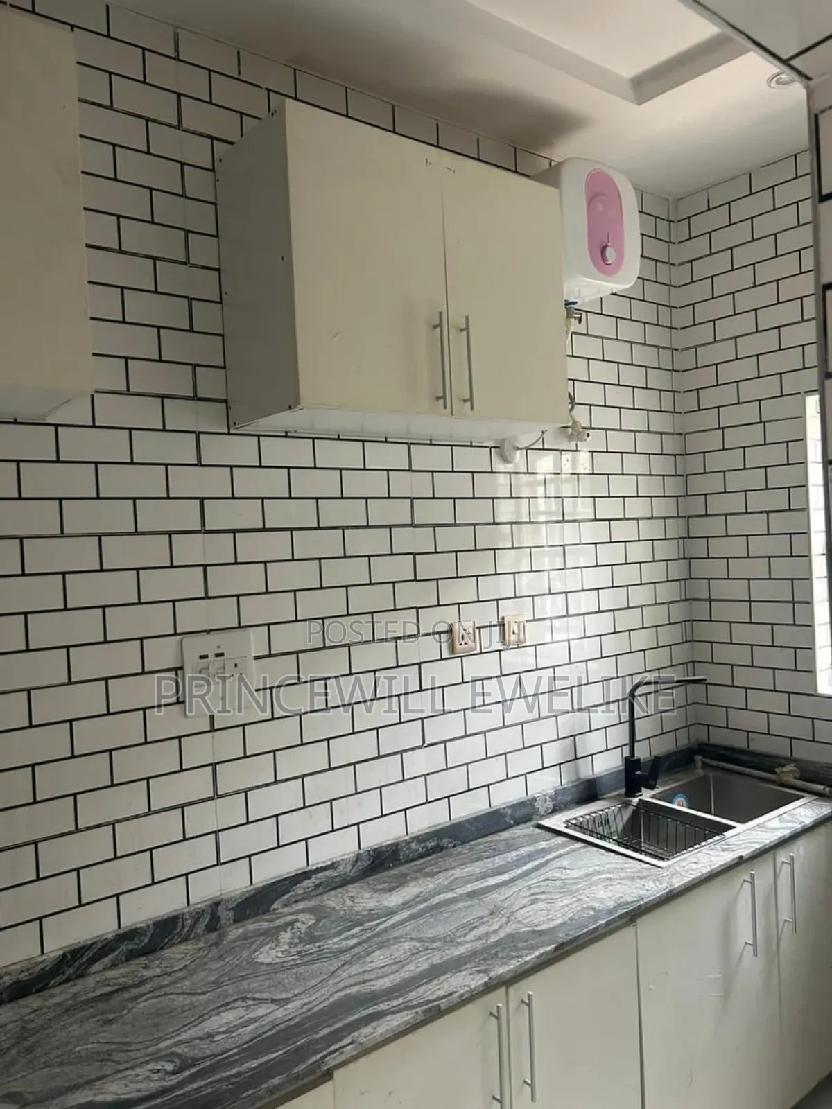 3bdrm Block of Flats in Gated Street, Yakoyo/Alagbole for sale
