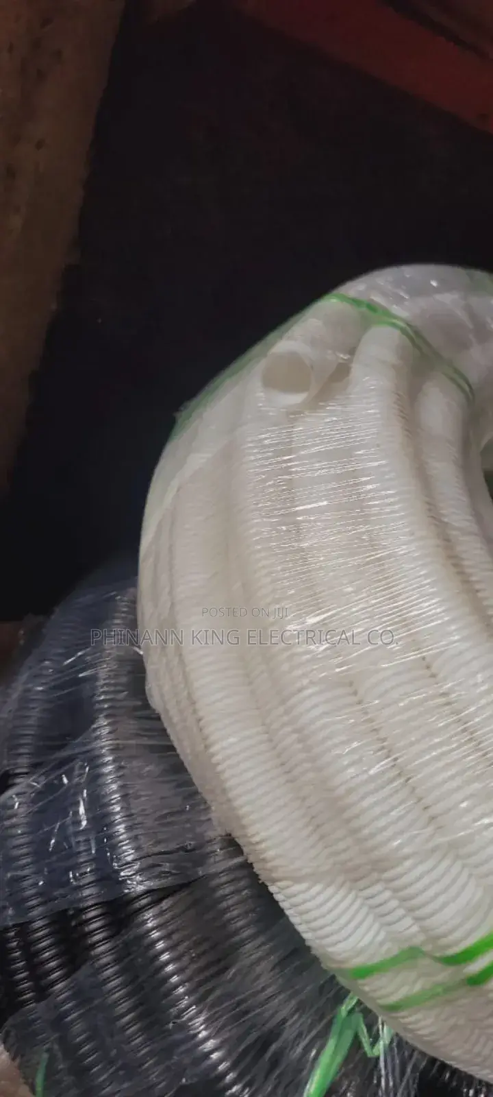 Flexible Conduit 32mm White