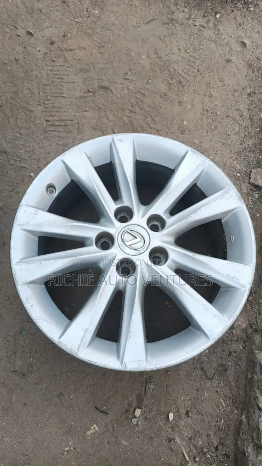 17inch Es350 Lexus Rim.