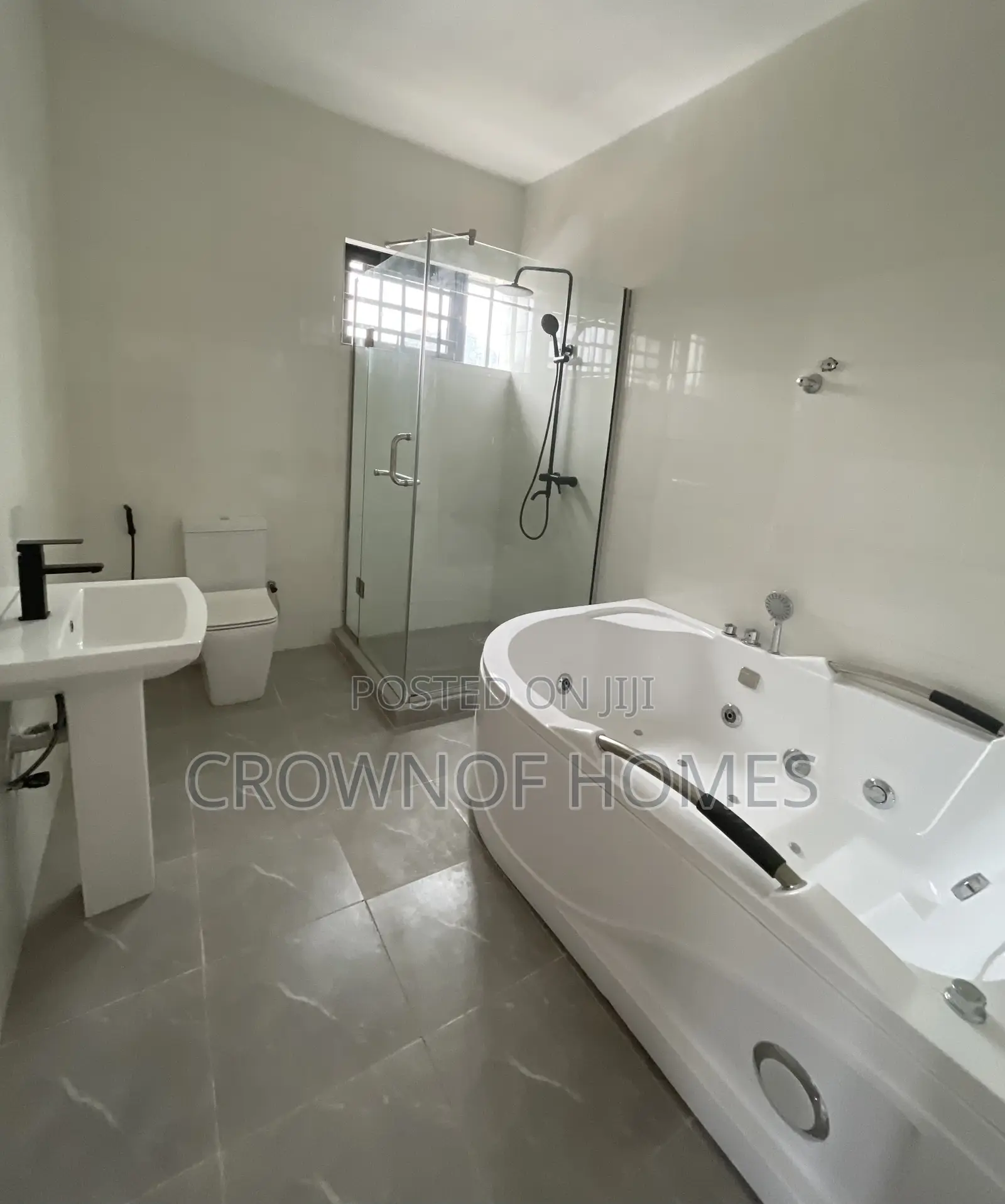 4bdrm House in Beechwood Estate, Bogije for sale