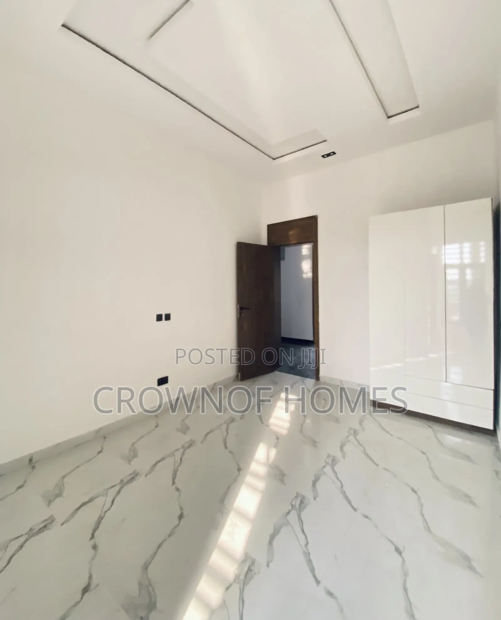 4bdrm Duplex in Lekki for sale