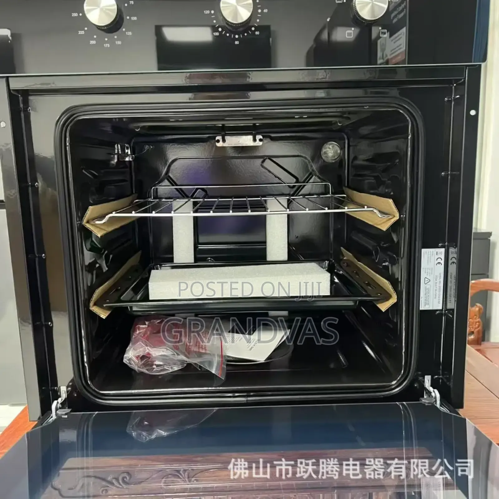 Built-in Oven Black