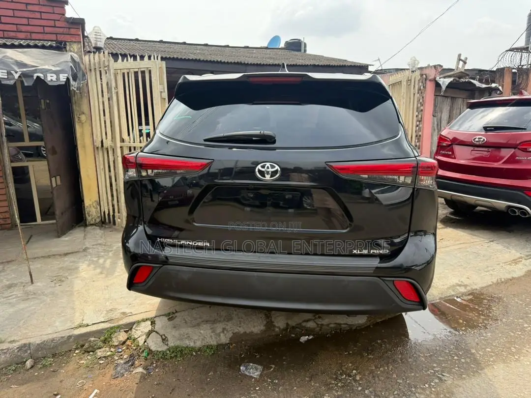 Toyota Highlander XLE AWD 2020 Black