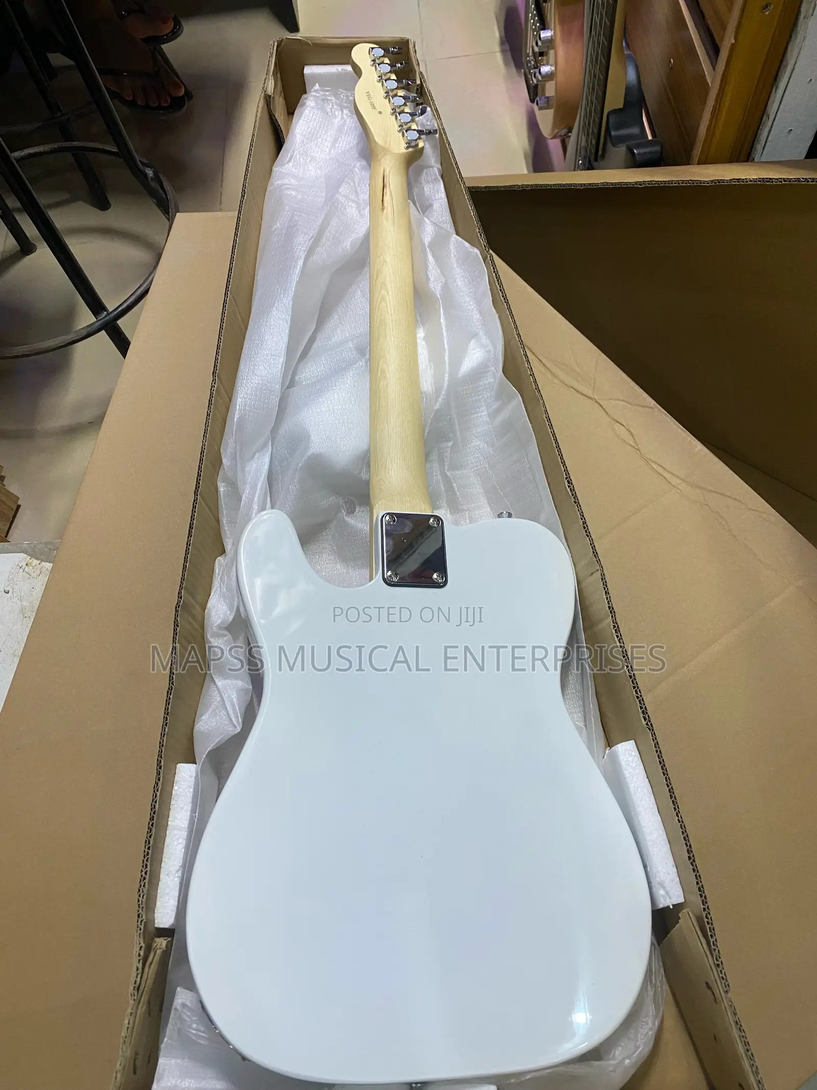 Epiphone Telecaster Yeg 105f Semi-Hollow Body Electric Guitar.