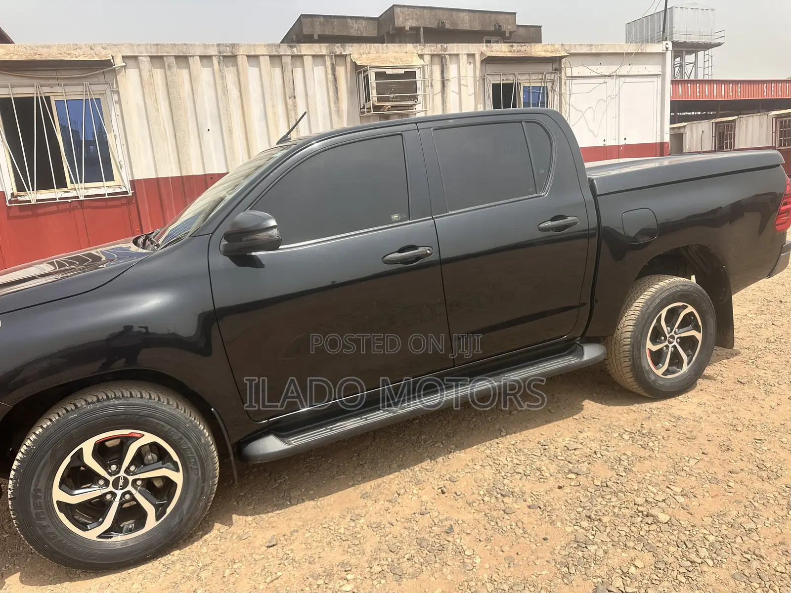 Toyota Hilux 2020 Black