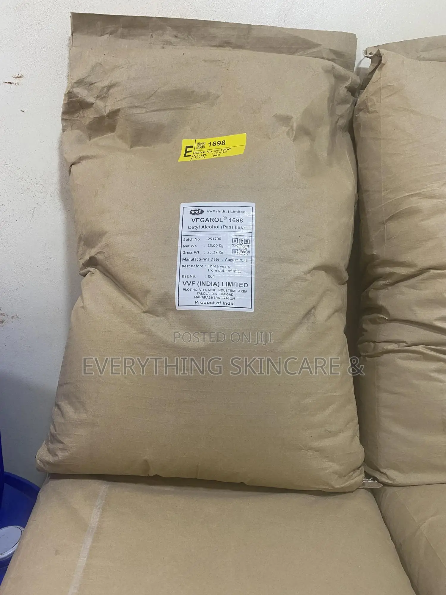 Cetyl Alcohol( 250 Gram Is 10,000)