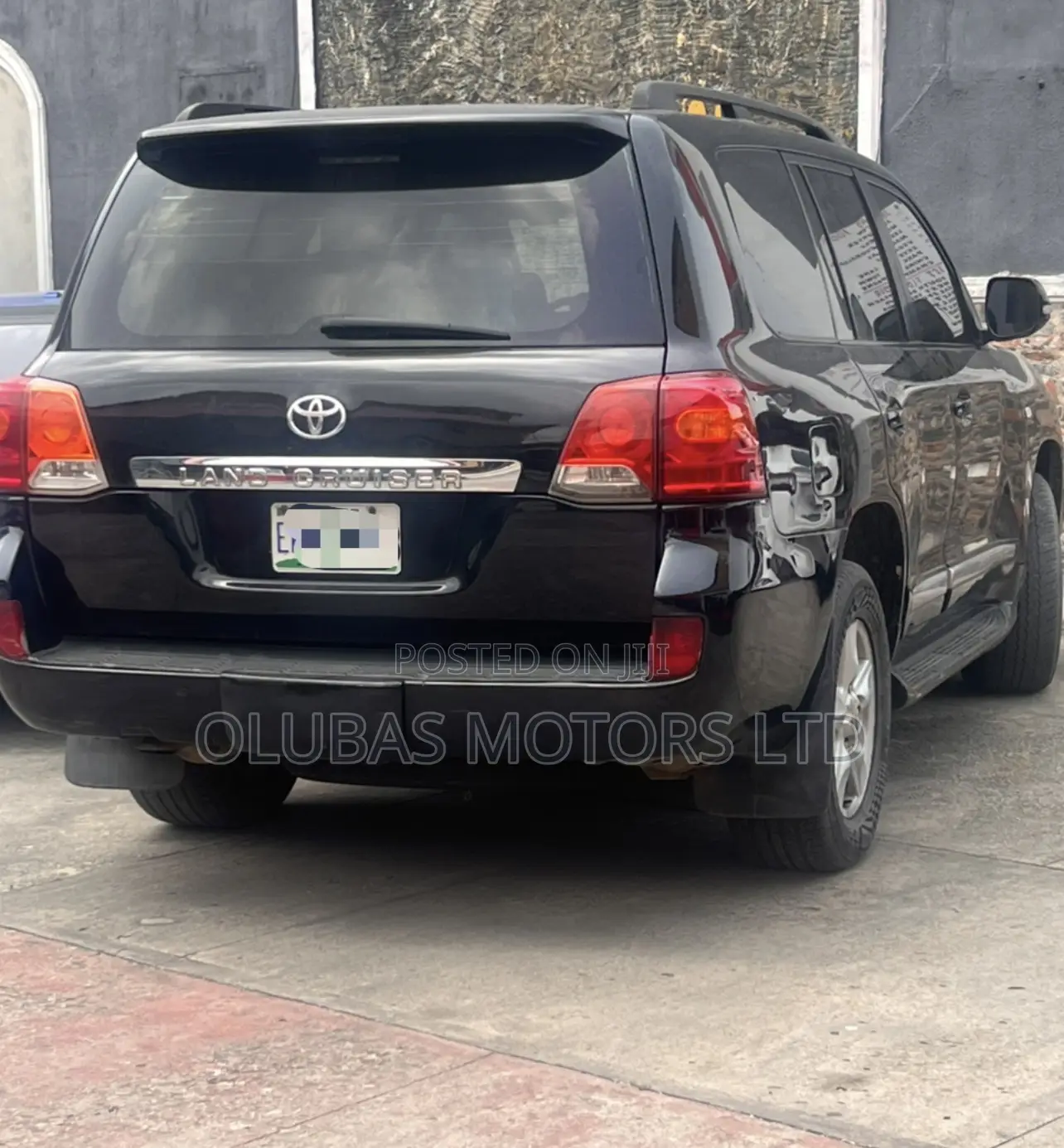 Toyota Land Cruiser 2010 Black