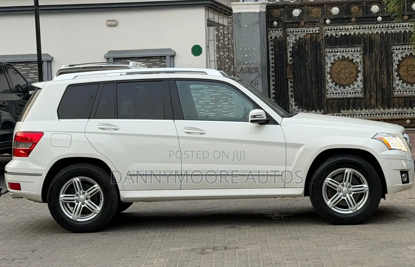 Mercedes-Benz GLK-Class 350 4MATIC 2012 White
