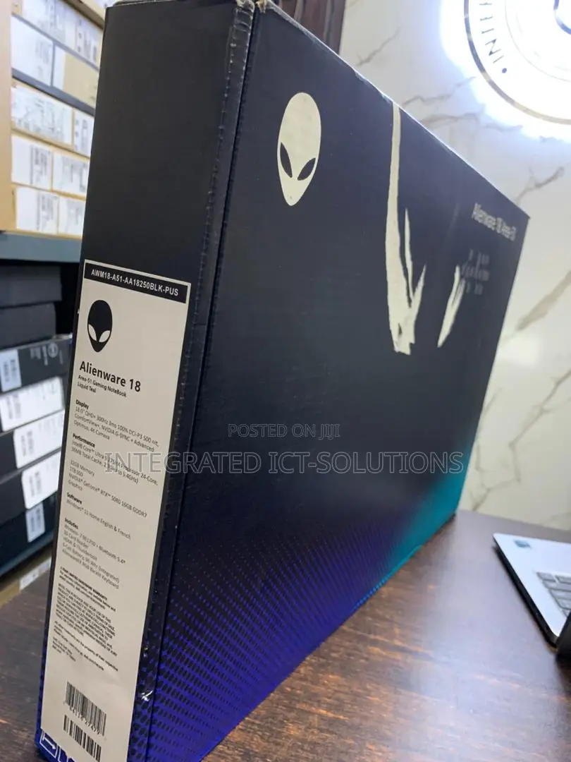 New Laptop Dell Alienware 18 Area-51 32GB Intel Core Ultra 9 SSD 1T