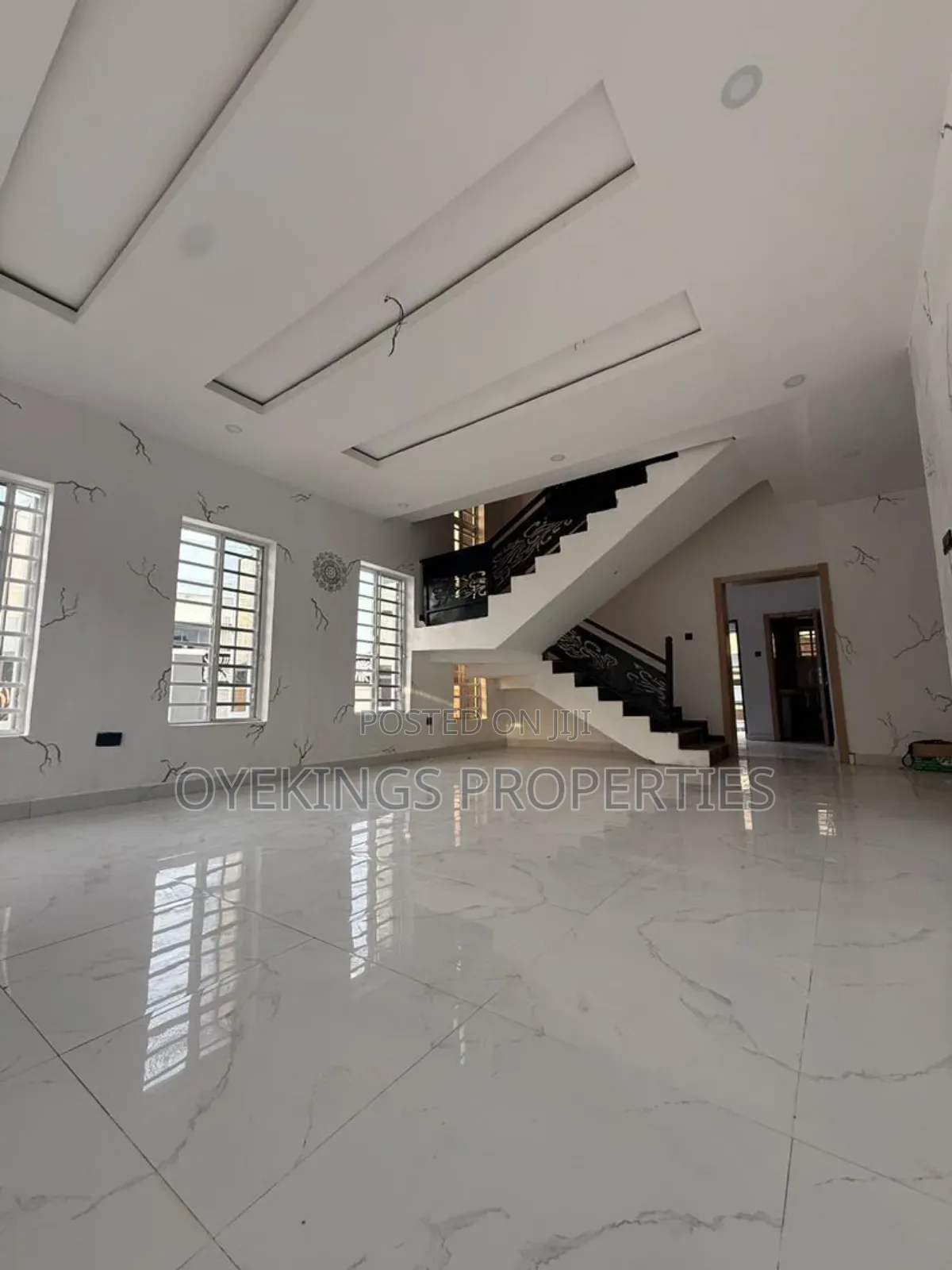 5bdrm Duplex in Air Force Estate, Akala Express for sale