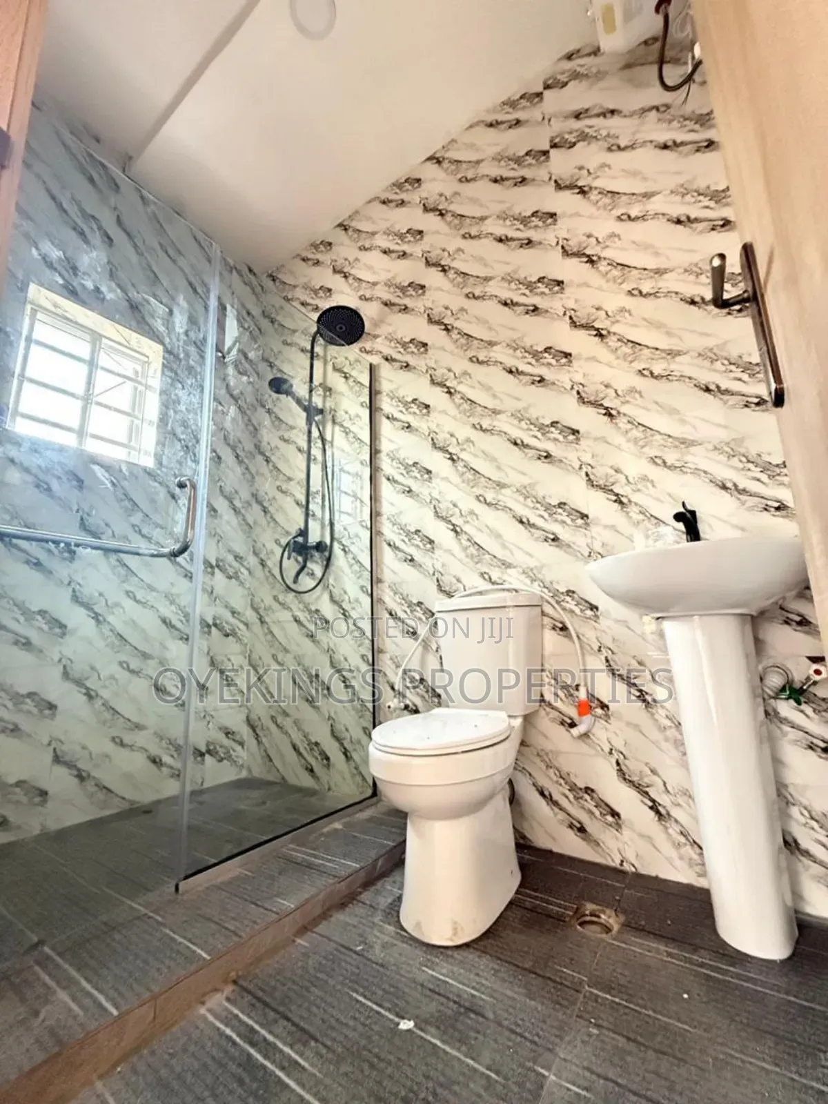 5bdrm Duplex in Air Force Estate, Akala Express for sale