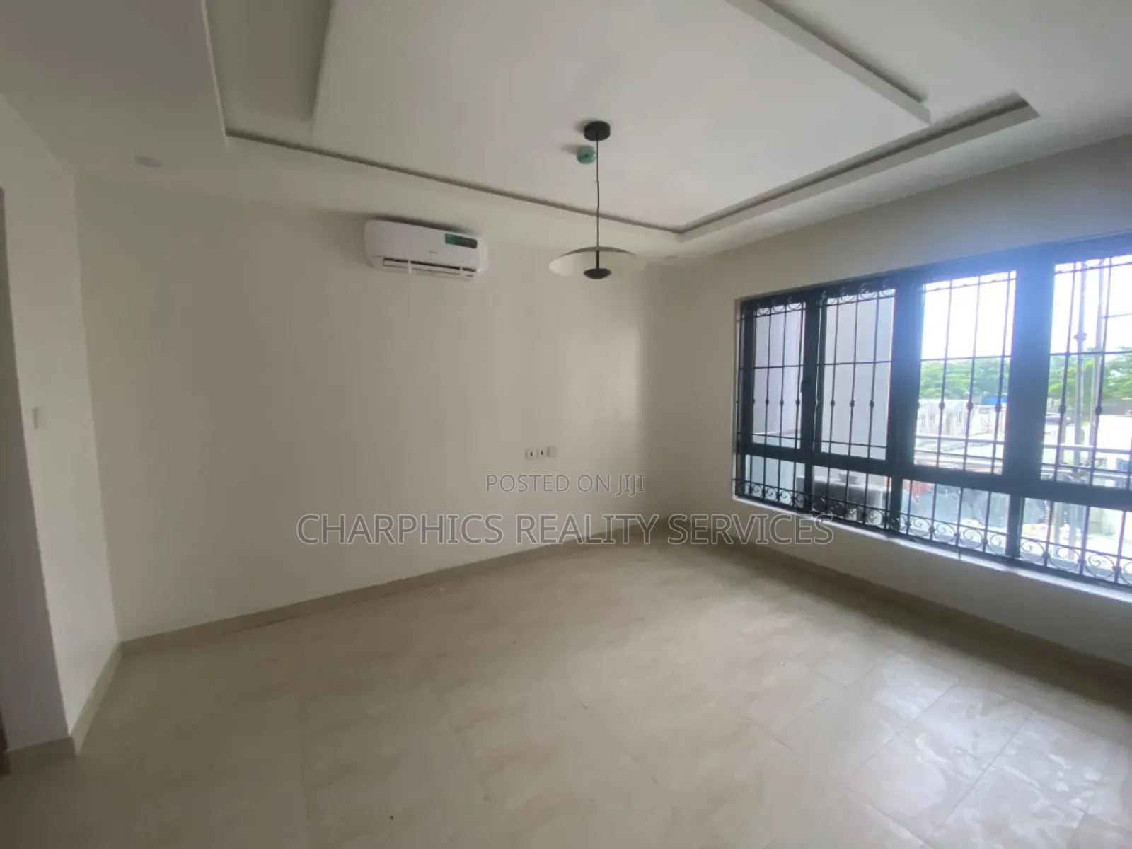4bdrm Duplex in Banana Island for rent