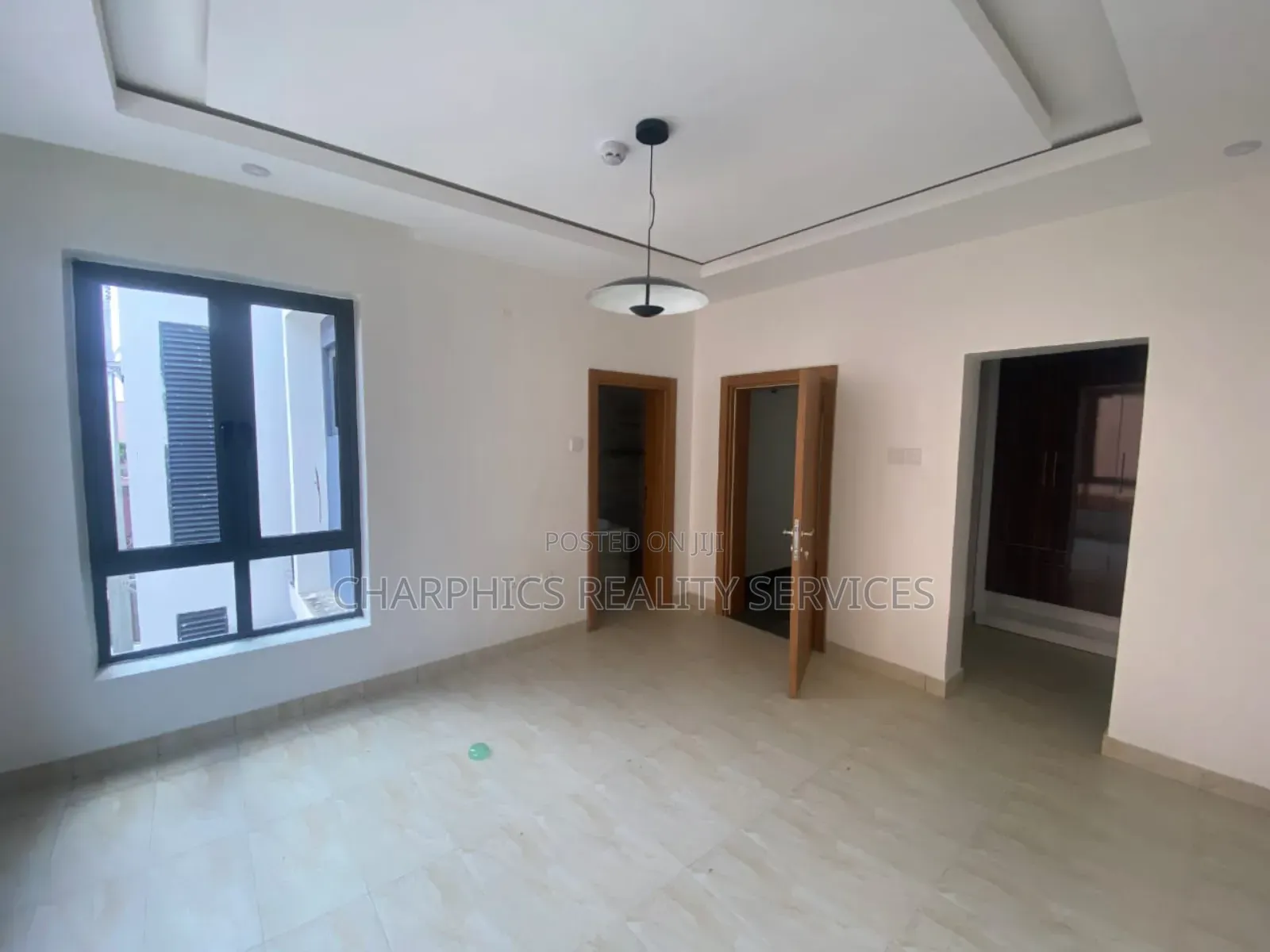 4bdrm Duplex in Banana Island for rent