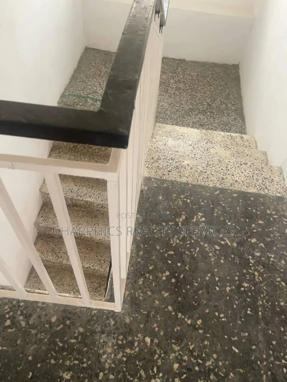 4bdrm Duplex in Banana Island for rent