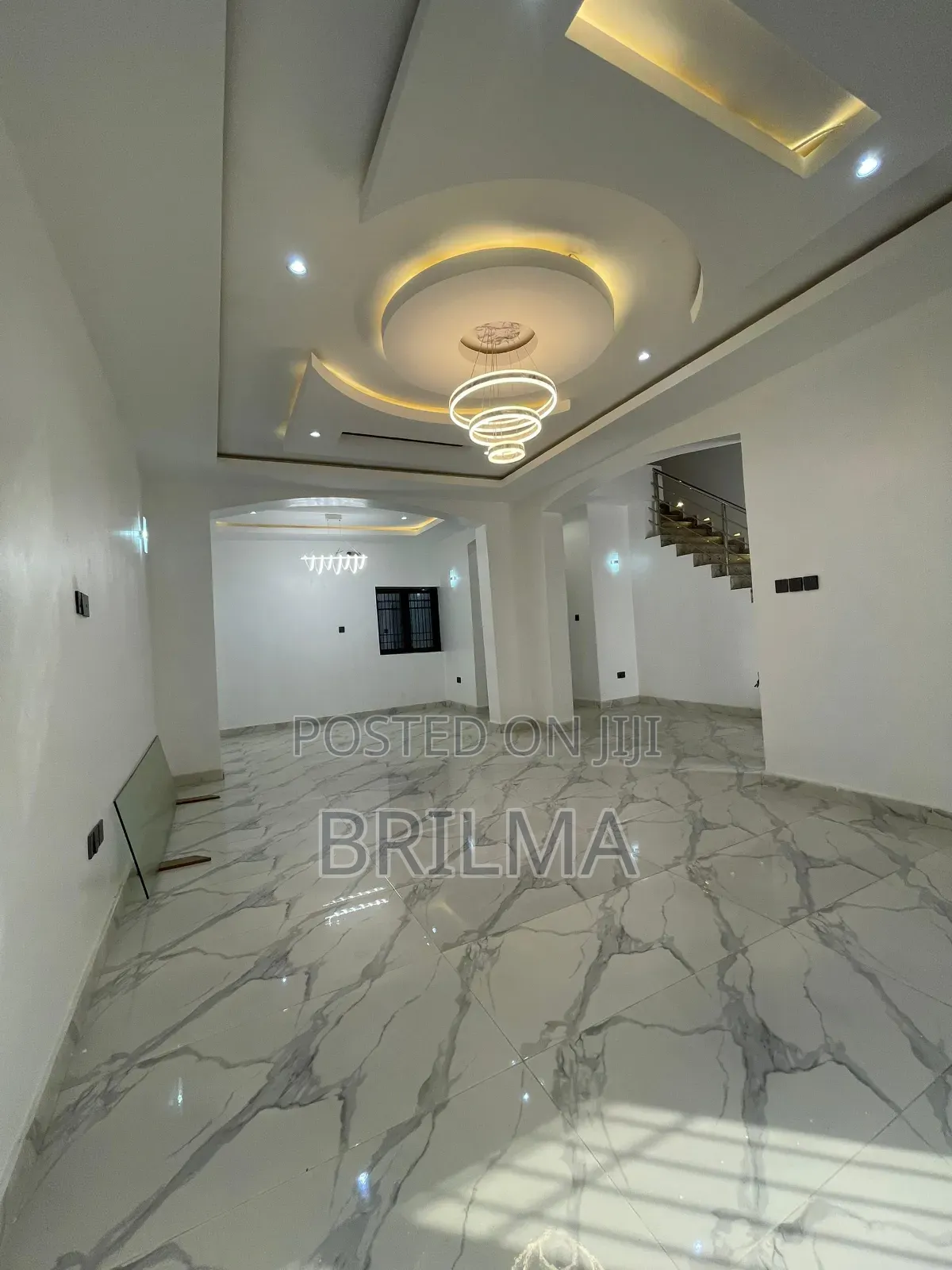 4bdrm Duplex in Jahi for sale