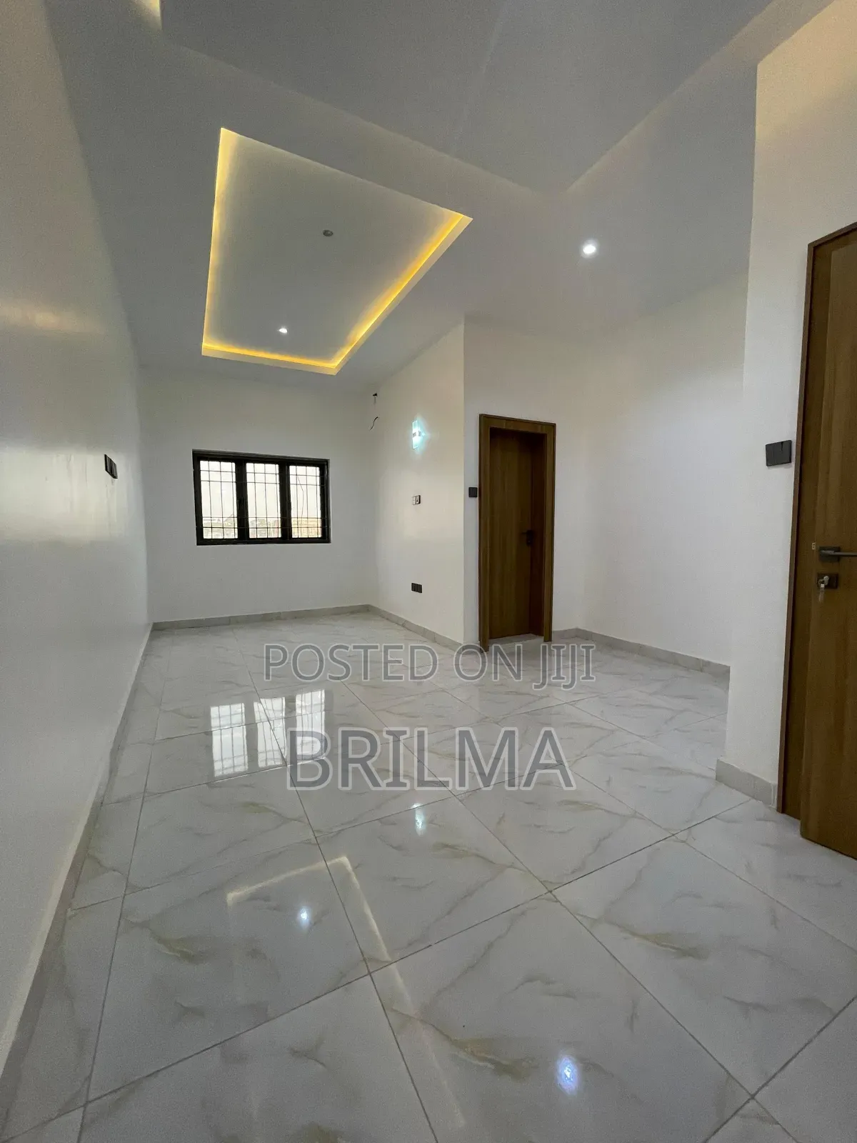 4bdrm Duplex in Jahi for sale