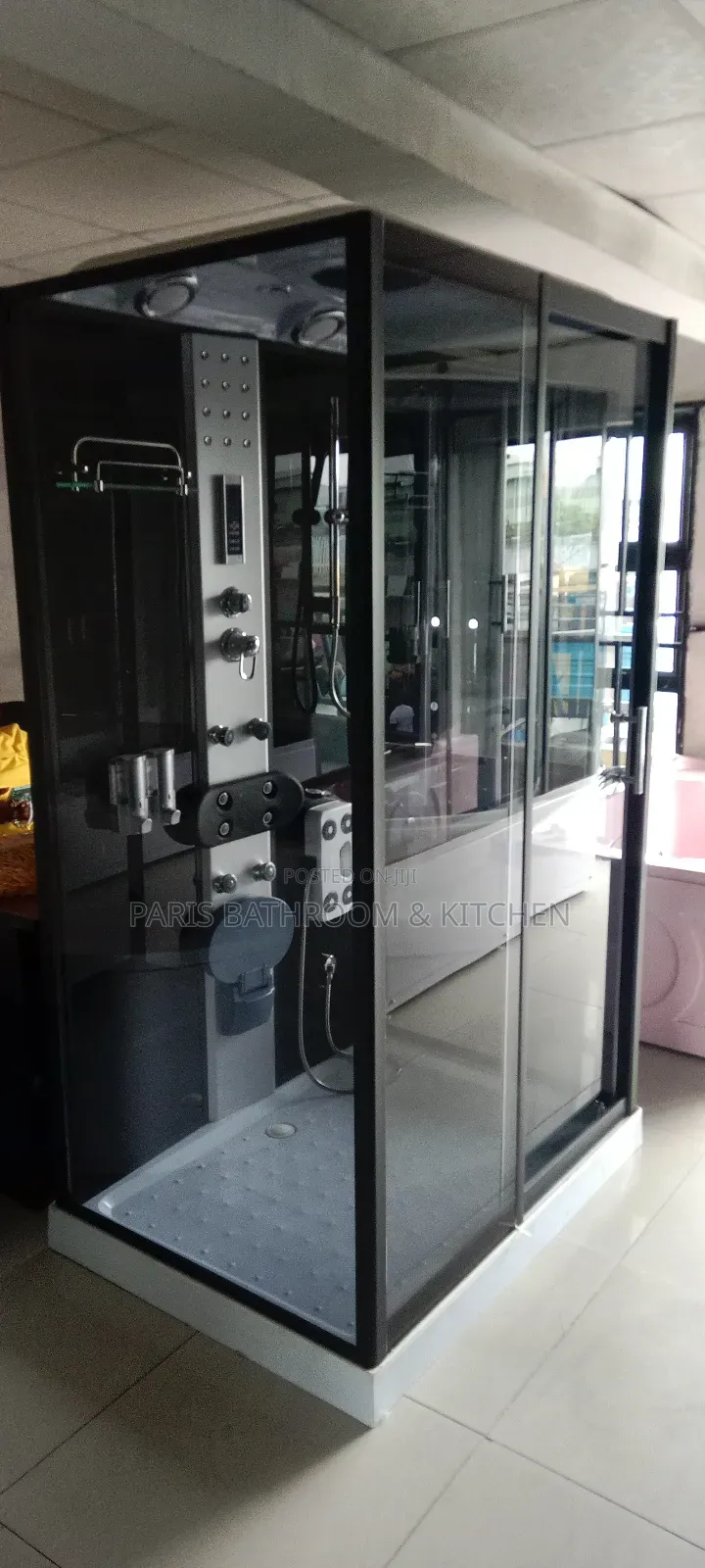 90x120cm Shower Room