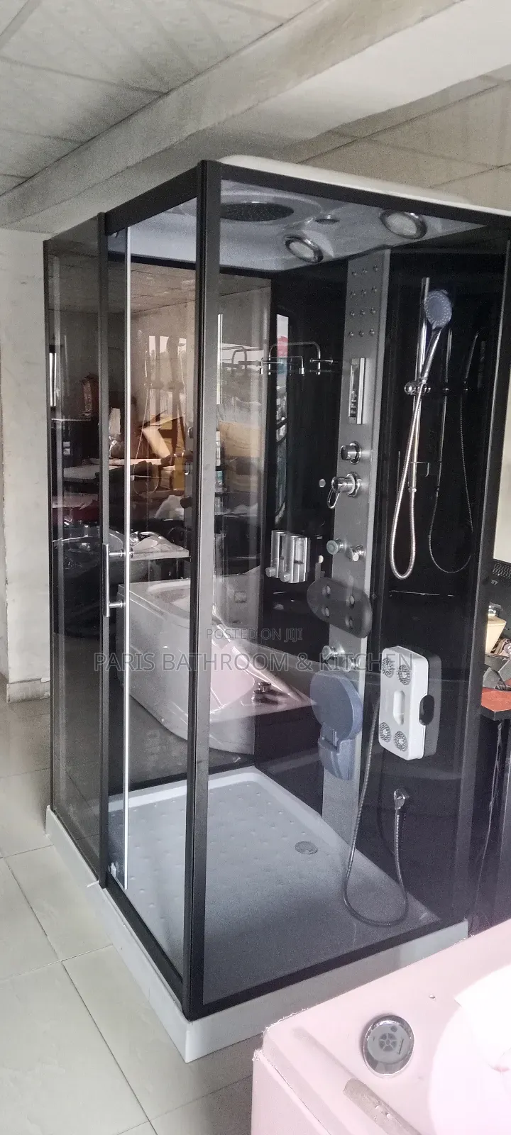 90x120cm Shower Room