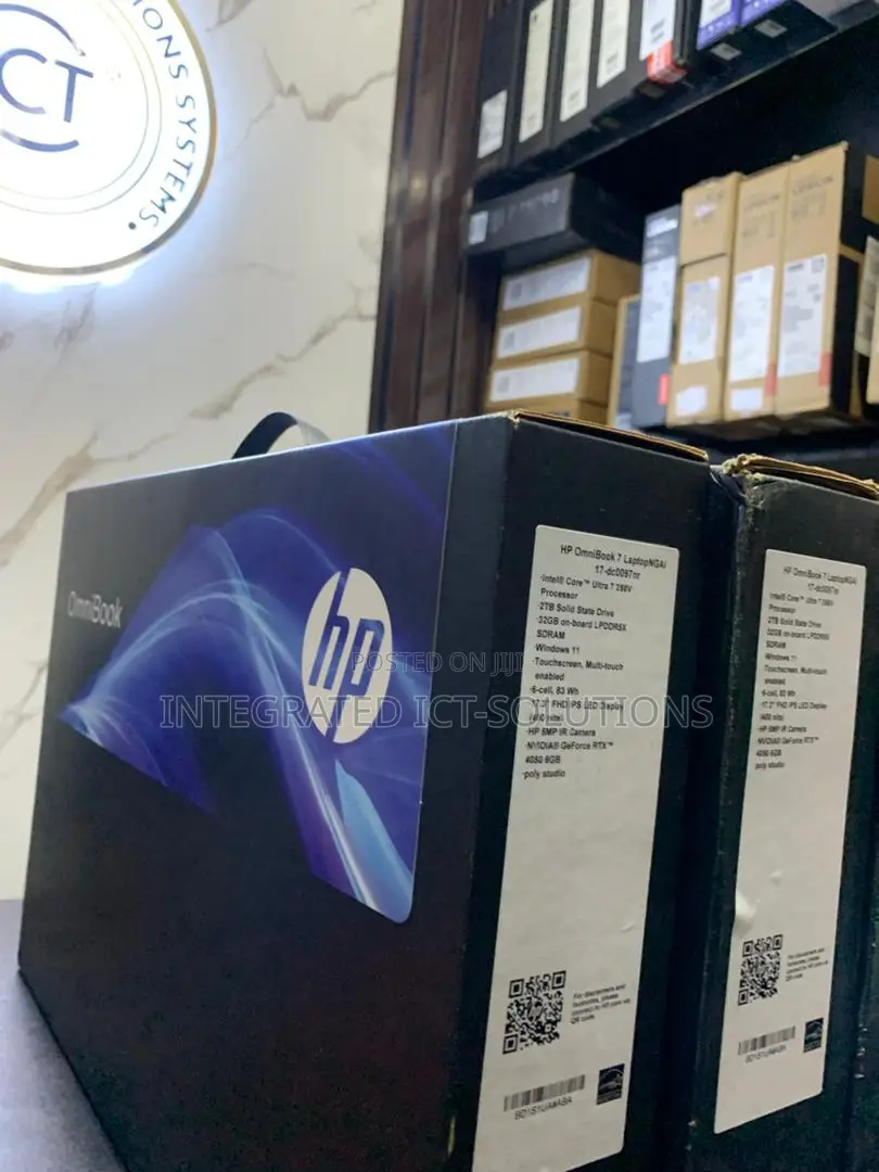 New Laptop HP 32GB Intel Core Ultra 7 SSD 2T