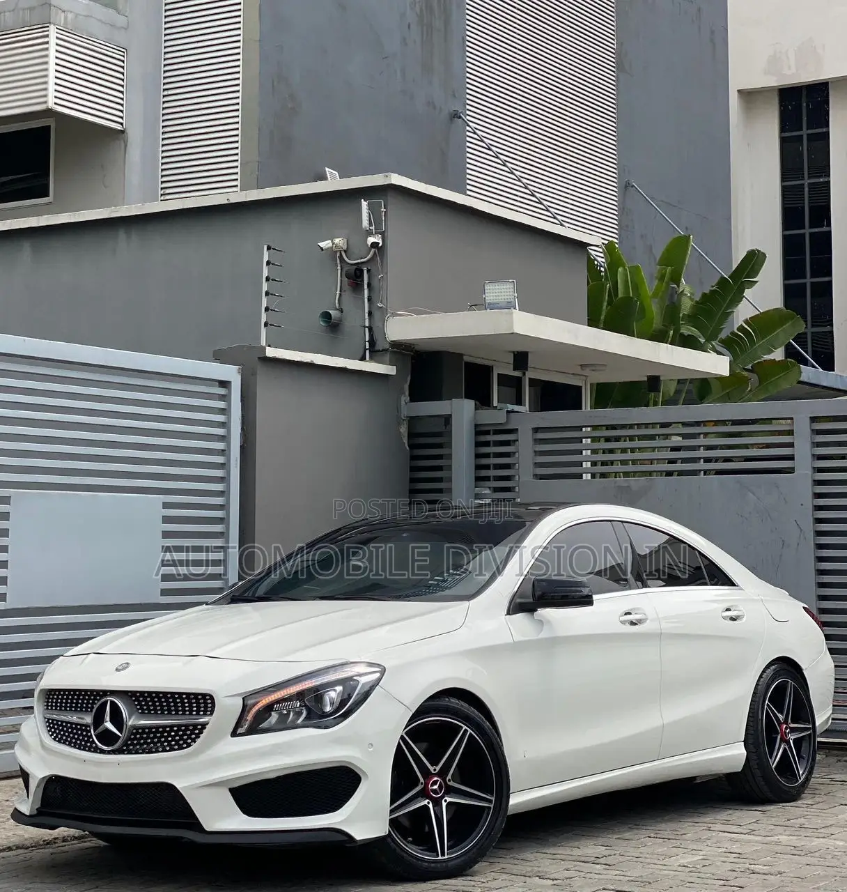 Mercedes-Benz CLA-Class CLA 250 4MATIC Sedan 2016 White