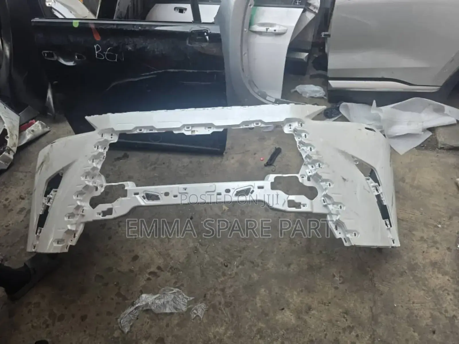 Empty Bumper Lm 500h 2024