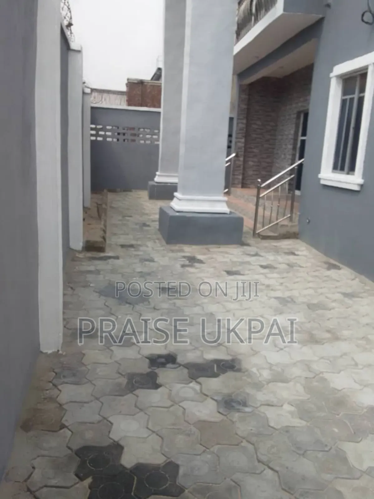 Furnished 4bdrm Duplex in Lakowe for sale