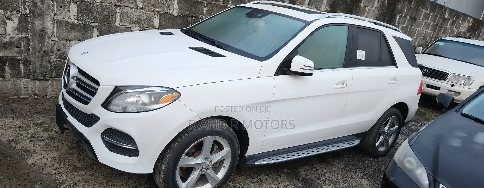 Mercedes-Benz GLE-Class 2015 Off white