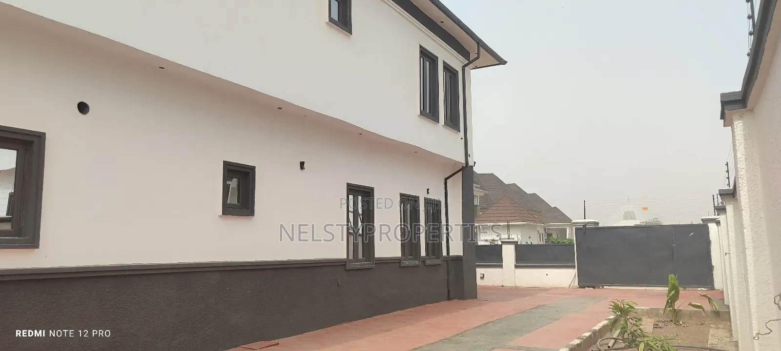 5bdrm Duplex in Efab Metropolis, Gwarinpa for sale