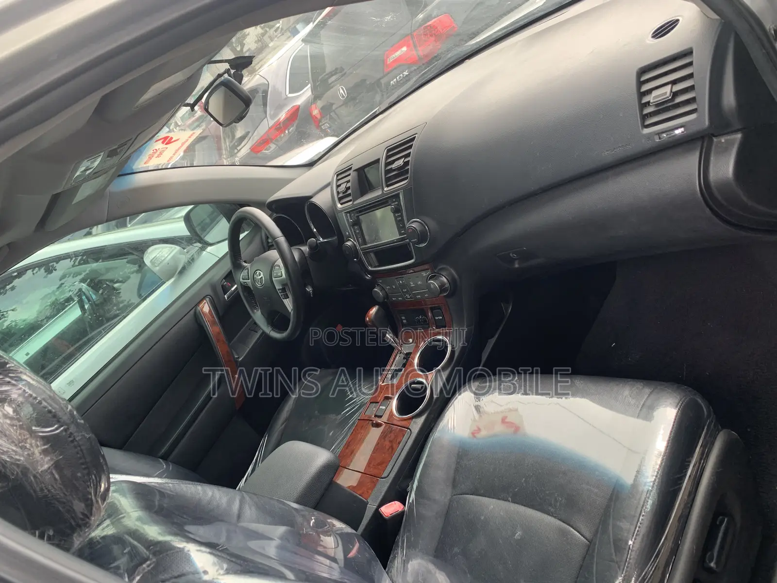 Toyota Highlander Limited 3.5l 4WD 2013 Silver