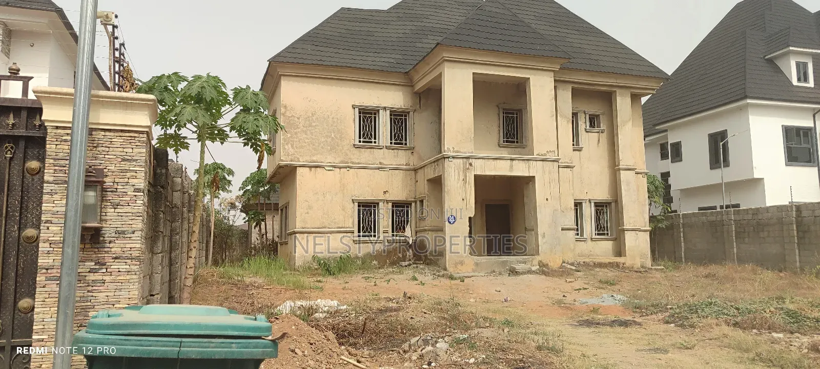 5bdrm Duplex in Efab Metropolis, Gwarinpa for sale