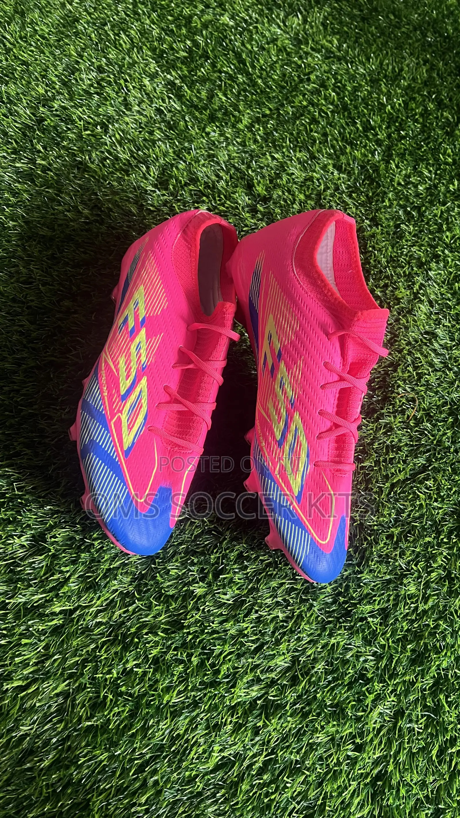 F50 Pink Soccer Boot (42 45)