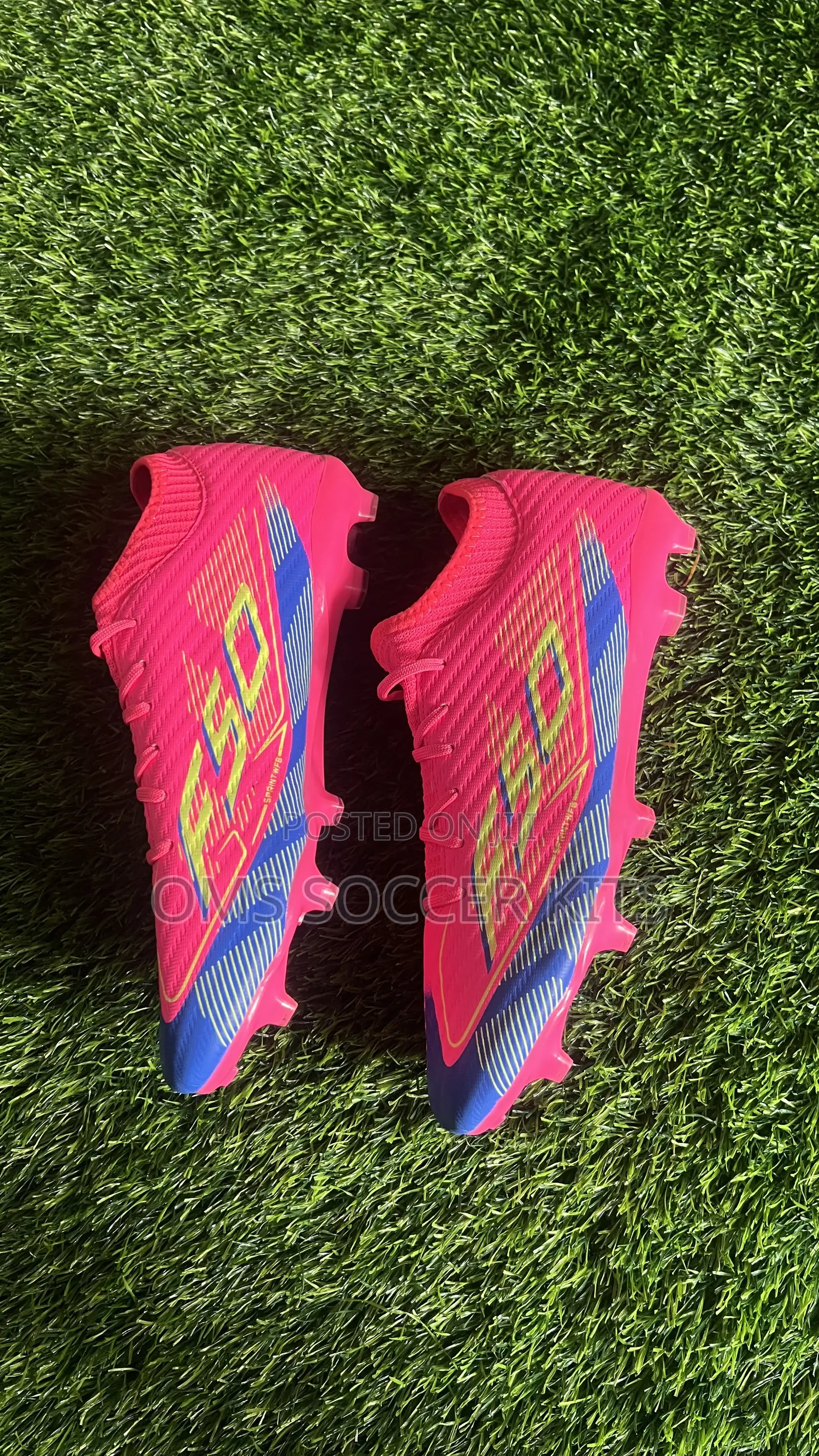 F50 Pink Soccer Boot (42 45)