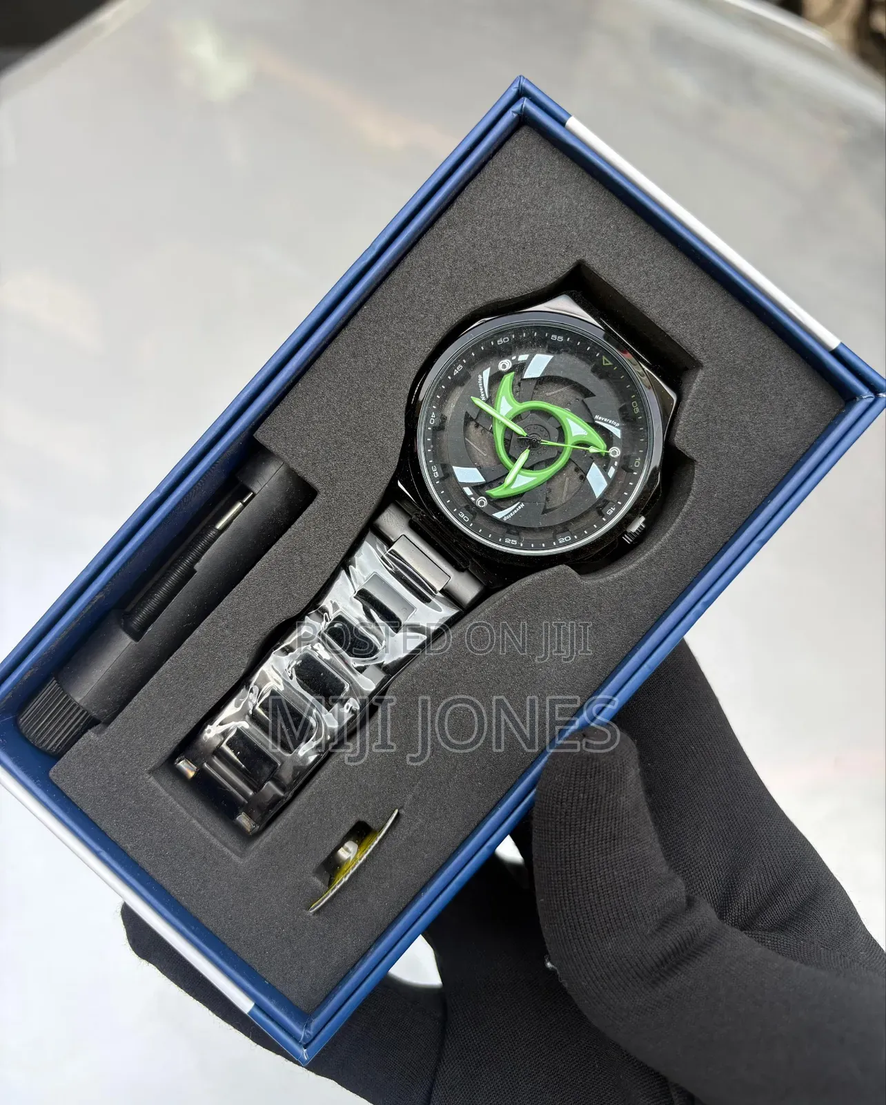 "Bold & Unstoppable" - Clean Stylish Watch