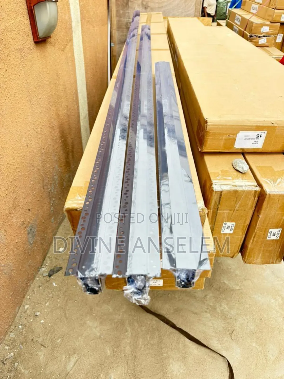 Magnetic Track Rall