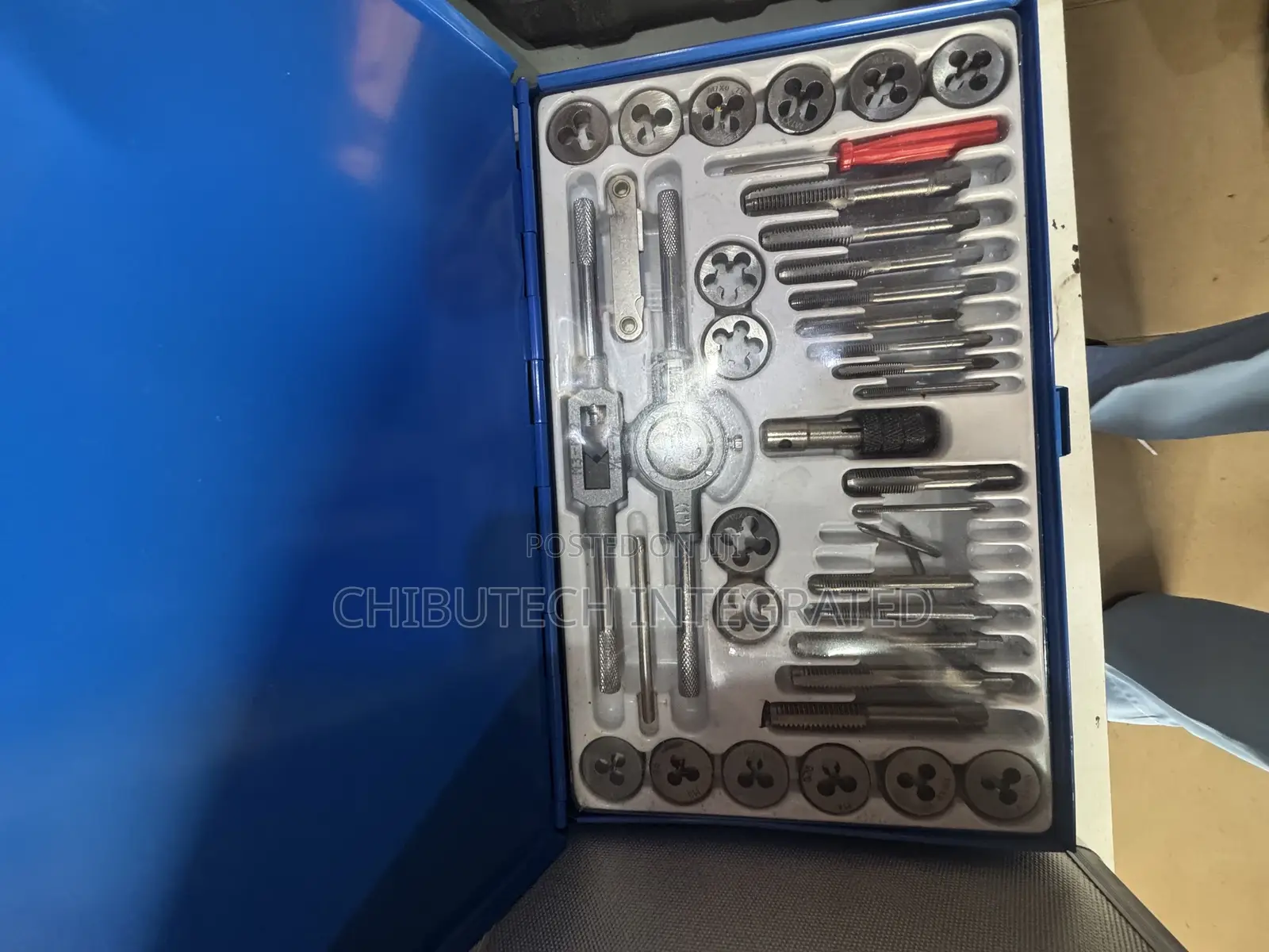 Metric 45 Piece Tap and Die Set Alloyed Steel