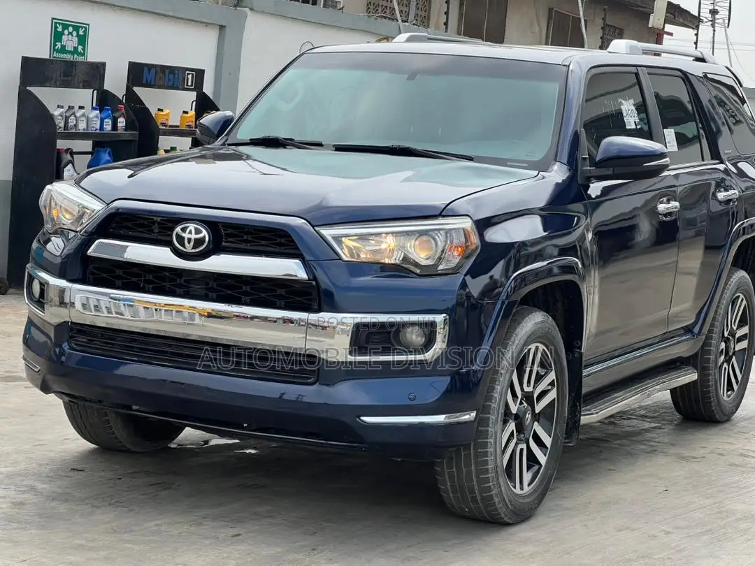 Toyota 4-Runner Limited 4x4 2018 Blue