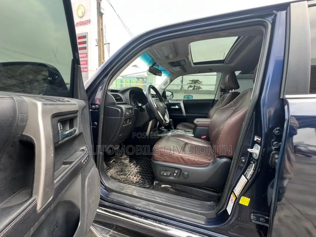 Toyota 4-Runner Limited 4x4 2018 Blue
