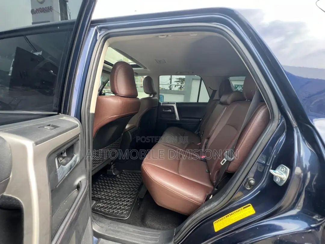 Toyota 4-Runner Limited 4x4 2018 Blue