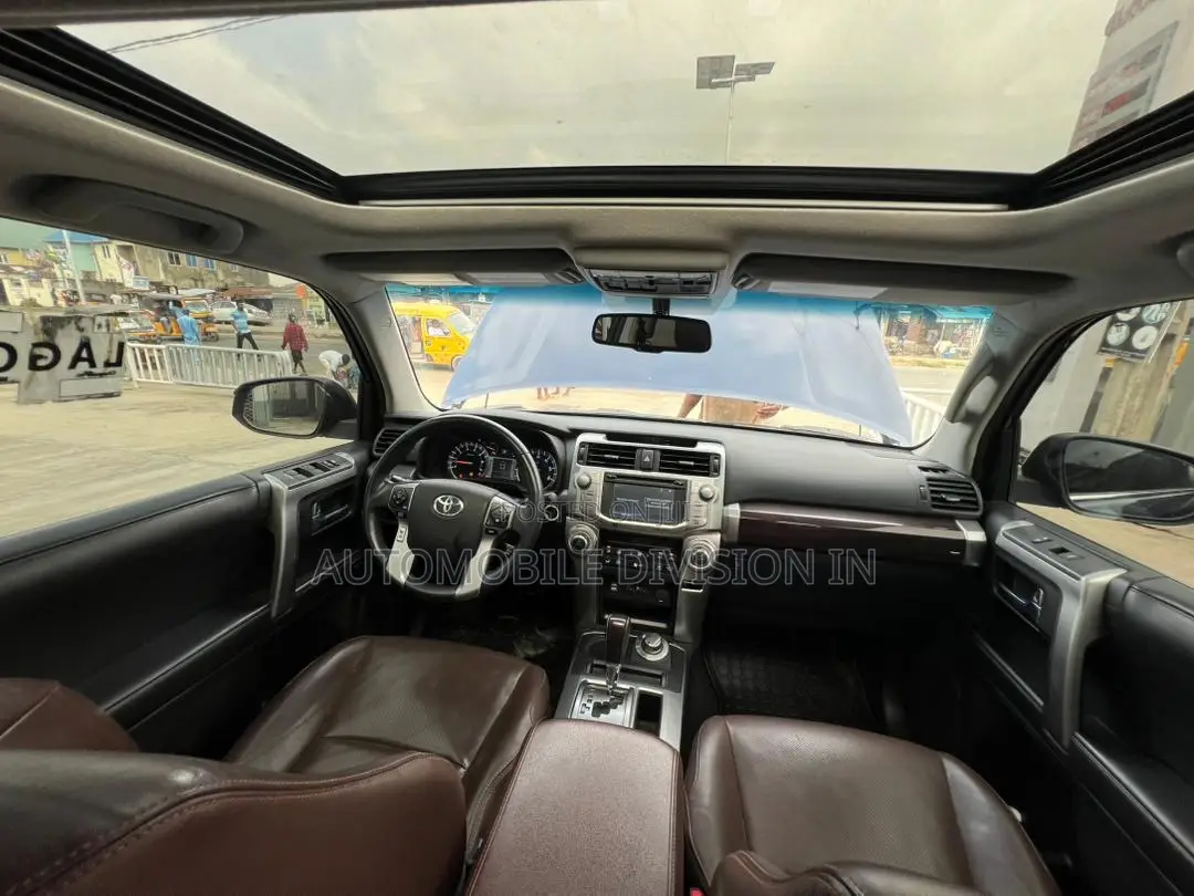 Toyota 4-Runner Limited 4x4 2018 Blue